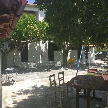 Yfantis Sakis Apartment'S エラティニ エクステリア 写真
